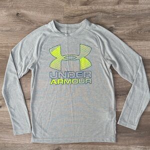 Under Armour Boy Loose HEAT GEAR Shirt Size 10/12 (YMD)
